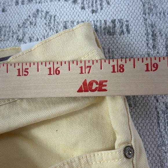 Gloria Vanderbilt Yellow Amanda Jeans Sz 18 Short - Picture 6 of 11